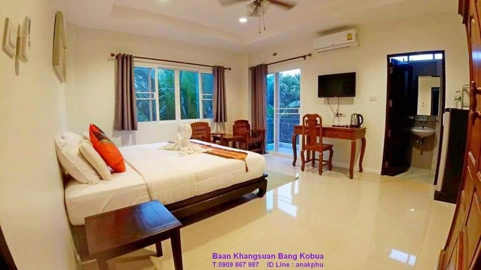 Hotel Baan Glangsuan Bang Kobua Bang Chak Habitación foto